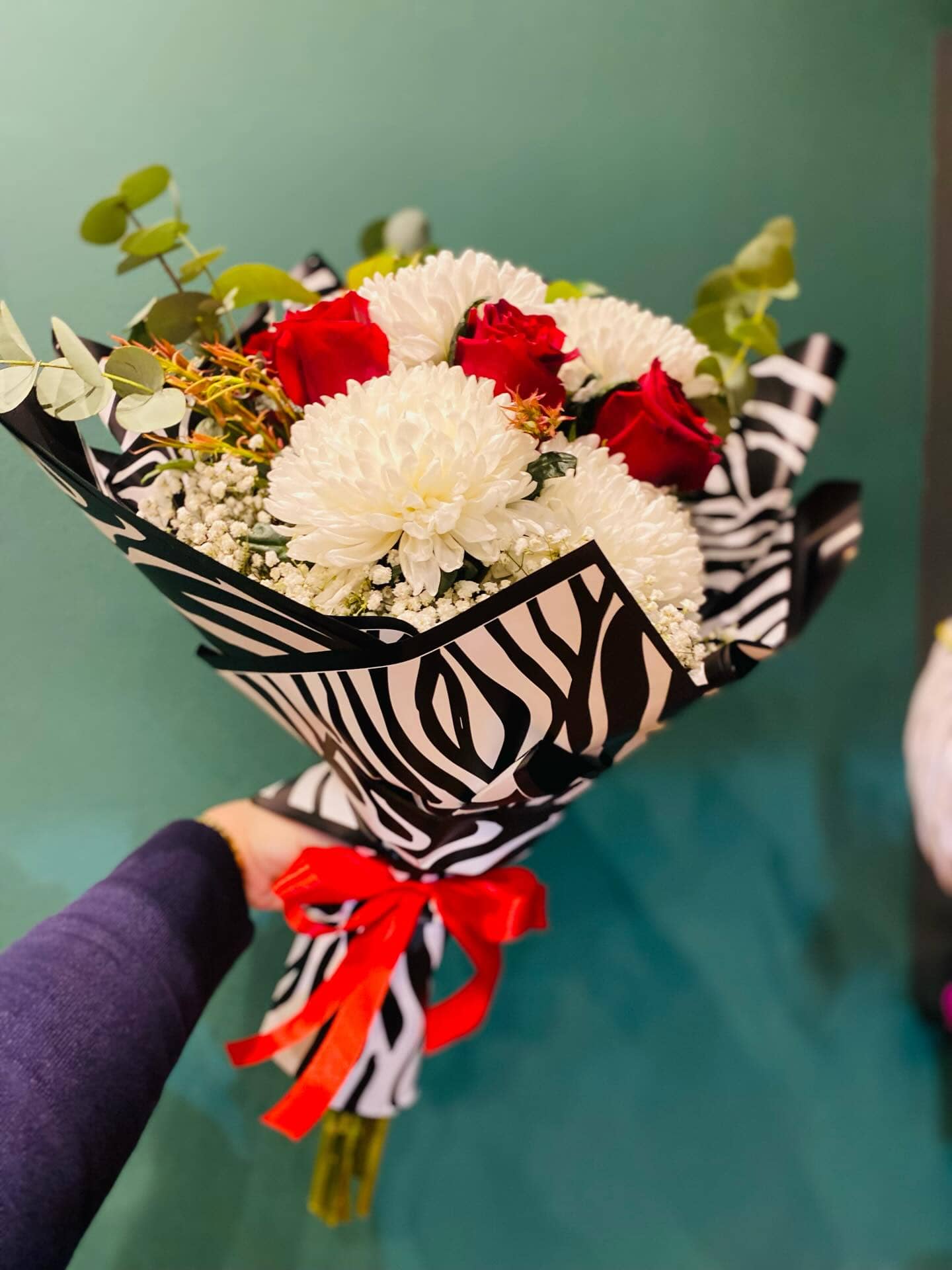 Chrysanthemum & Red Roses Bouquet — 2