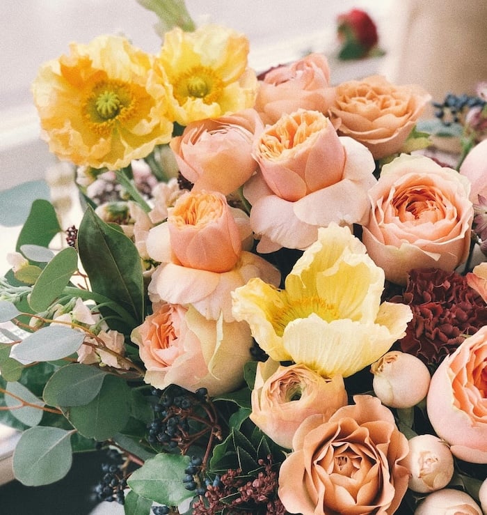 Flower with 15 roses — 1