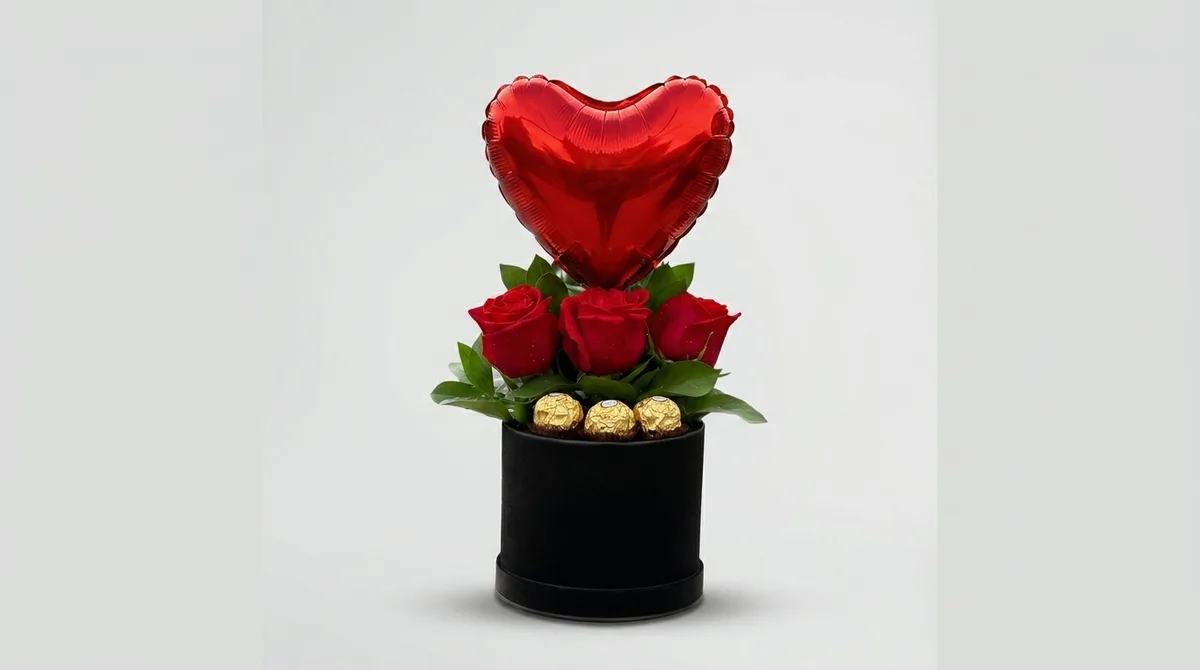Кутија со три рози, Ferrero и балон срце — 1